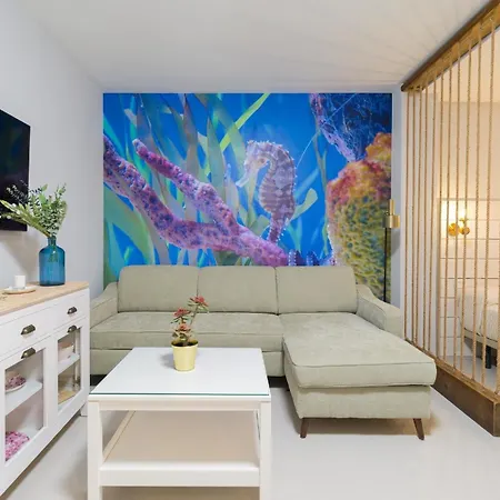 Ferienwohnung Fur 2 Personen Ca 30 Qm In Palmas De Gran Canaria, Gran Canaria Nordkuste Gran Canaria - B61598 * Las Palmas de Gran Canaria